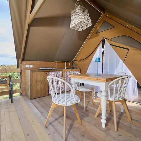 Tenda Safari Vicino Al Mare Кемпинг